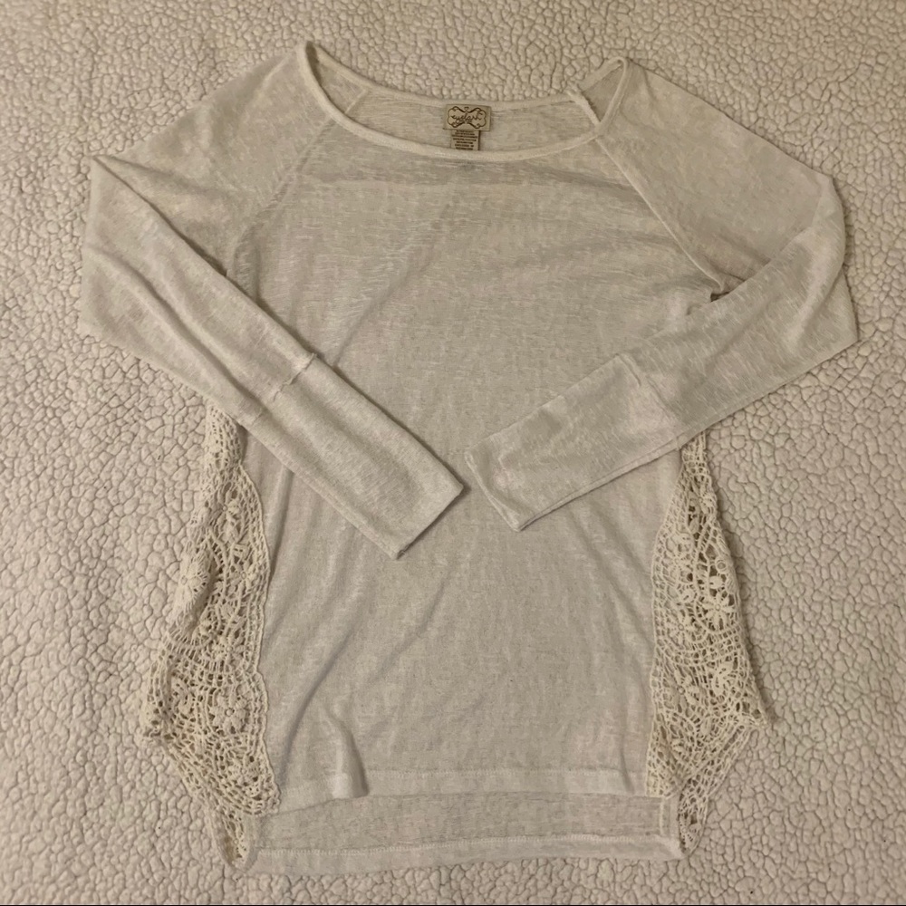 Crochet Accent Top-Size M